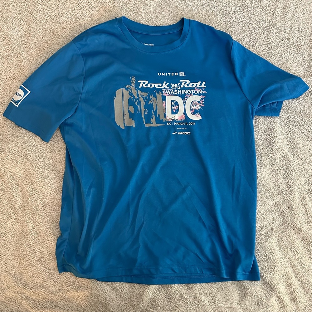 Men’s Rock N Roll DC running tech shirt, XL